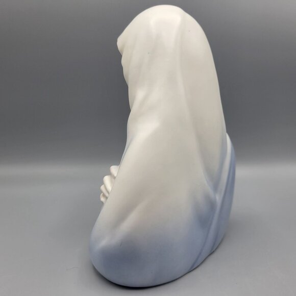 Vintage Enesco Japan Virgin Mary Ceramic Bust Figurine Blue White Religious Deco - Picture 6 of 14